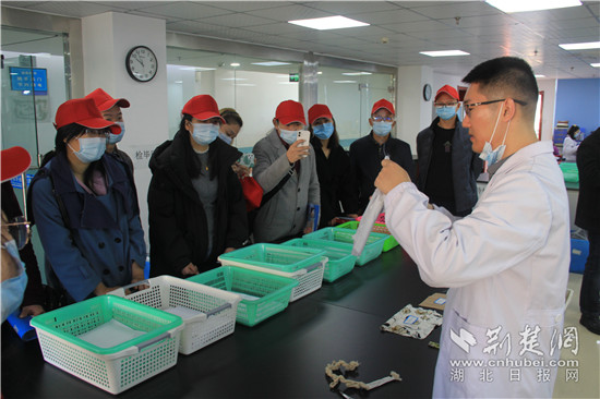 开云 开云体育平台湖北省纤检局开展“我为群众办实事”技术咨询和科普讲座活动(图2)