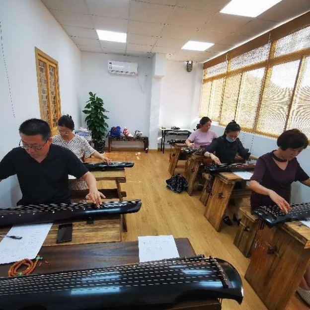 开云 开云体育APP琴棋书画、非遗手工……这些课程等着你！2023年“市民艺术夜校”松江分校春季班开启报名(图21)