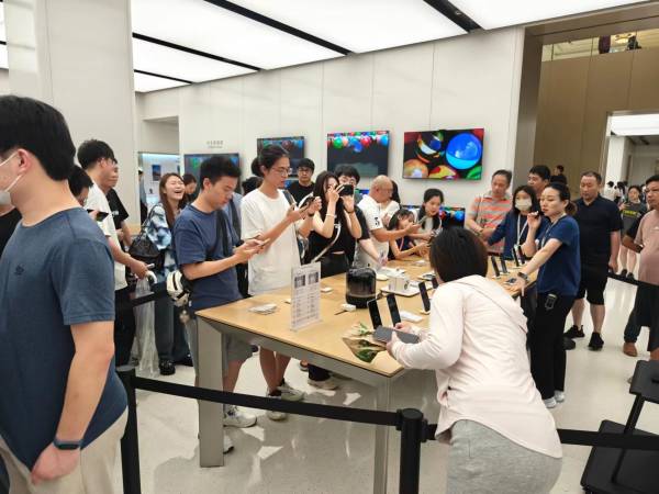 “展现中国技术自给自足雄心华为又给苹果压力了”Kaiyun 开云体育(图3)