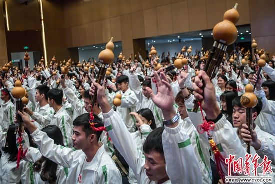 开云体育 Kaiyun.com 官网入口关心学生成长成才做学生喜爱的大学校长(图2)